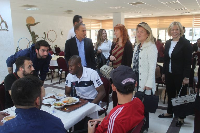 GİŞKAD MERSİN KENT KONSEYİNİN “KADIN SESİNİ” MERSİN İDMAN YURDU KULÜBÜNDE DUYURMAK ÜZERE STK’YA YÖNELİK YAPTIĞI TOPLANTIDA YER ALDI